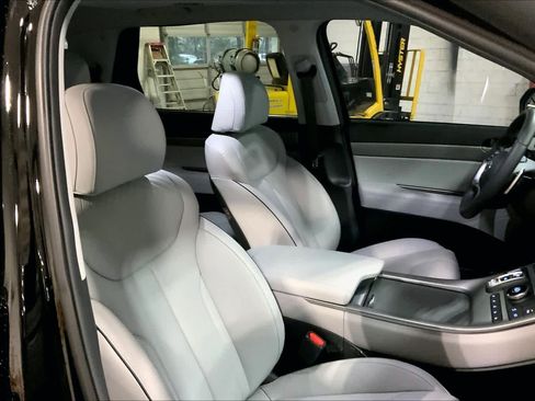 Used 2025 Hyundai Palisade SEL image 9