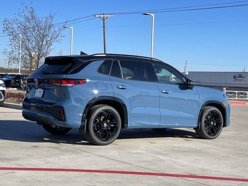 New 2026 Volkswagen Tiguan SE R-Line image 8