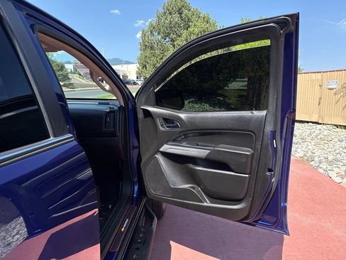 Used 2016 Chevrolet Colorado LT w/ LT Convenience Package AWD/4WD image 30