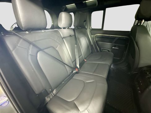 Certified 2025 Land Rover Defender 110 S image 30