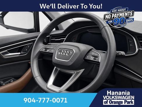 Used 2022 Audi Q7 2.0T Premium w/ Convenience Package AWD/4WD image 16