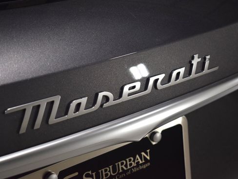 Certified 2024 Maserati Grecale GT image 11