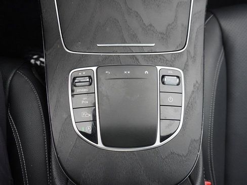 Used 2022 Mercedes-Benz E 450 4MATIC Sedan image 59