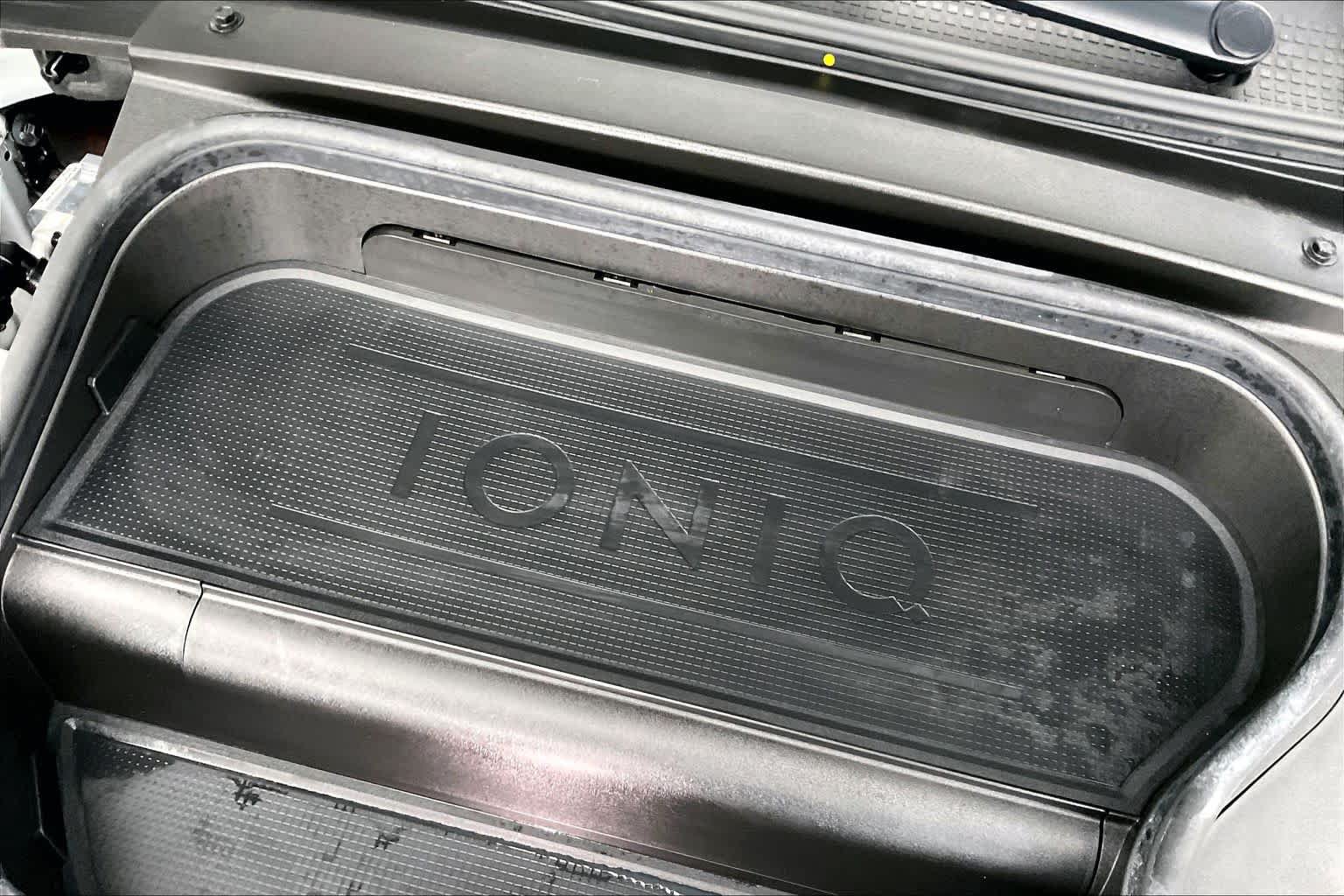 Certified 2024 Hyundai Ioniq 6 SEL RWD image 32
