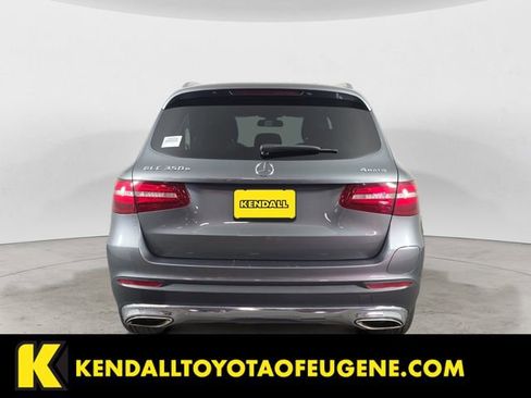 Used 2019 Mercedes-Benz GLC 350e 4MATIC image 4