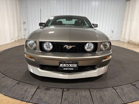 Used 2005 Ford Mustang GT RWD image 12