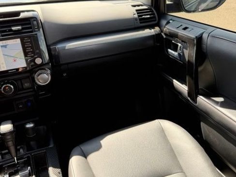 Certified 2023 Toyota 4Runner TRD Off-Road Premium w/ Moonroof Package AWD/4WD image 10