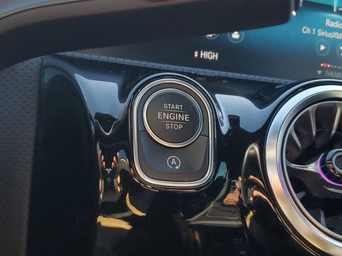 Used 2022 Mercedes-Benz A 220 image 32