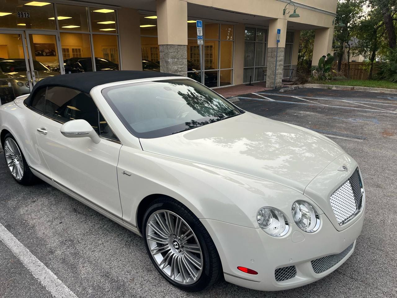 Used 2010 Bentley Continental GT Speed w/ Convenience Specification Pkg AWD/4WD image 16