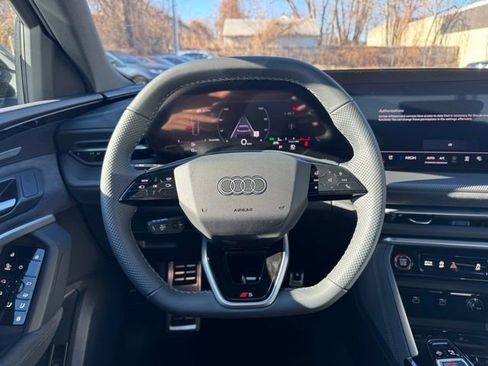 New 2025 Audi SQ5 Premium Plus image 13