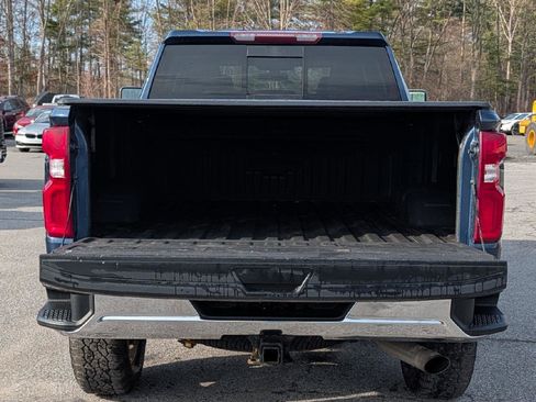 Used 2020 Chevrolet Silverado 2500 LTZ AWD/4WD image 11