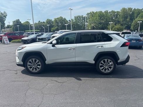 Used 2025 Toyota RAV4 Limited FWD image 10