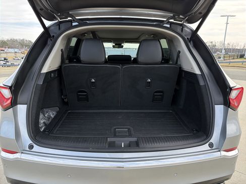 Certified 2023 Acura MDX w/Technology Package image 33