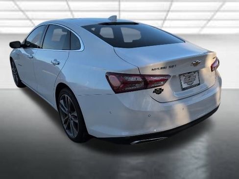 Used 2022 Chevrolet Malibu Premier image 2