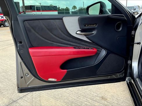 Used 2018 Lexus LS 500 F Sport w/ Accessory Package (Z2) image 21