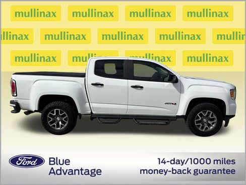 Used 2022 GMC Canyon AT4 AWD/4WD image 2