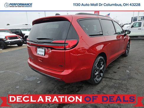 New 2026 Chrysler Pacifica Select w/ S Appearance Package image 7