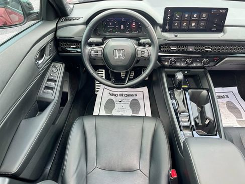 Used 2025 Honda Accord Sport image 22