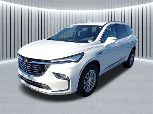 Certified 2024 Buick Enclave Essence w/ LPO, Floor Liner Package image 9