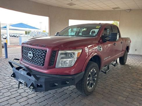 Used 2019 Nissan Titan PRO-4X w/ Pro-4x Convenience Package image 1