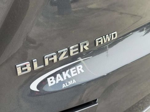 Certified 2022 Chevrolet Blazer Premier w/ Enhanced Convenience Package AWD/4WD image 5