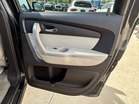 Used 2012 GMC Acadia SLE AWD/4WD image 16