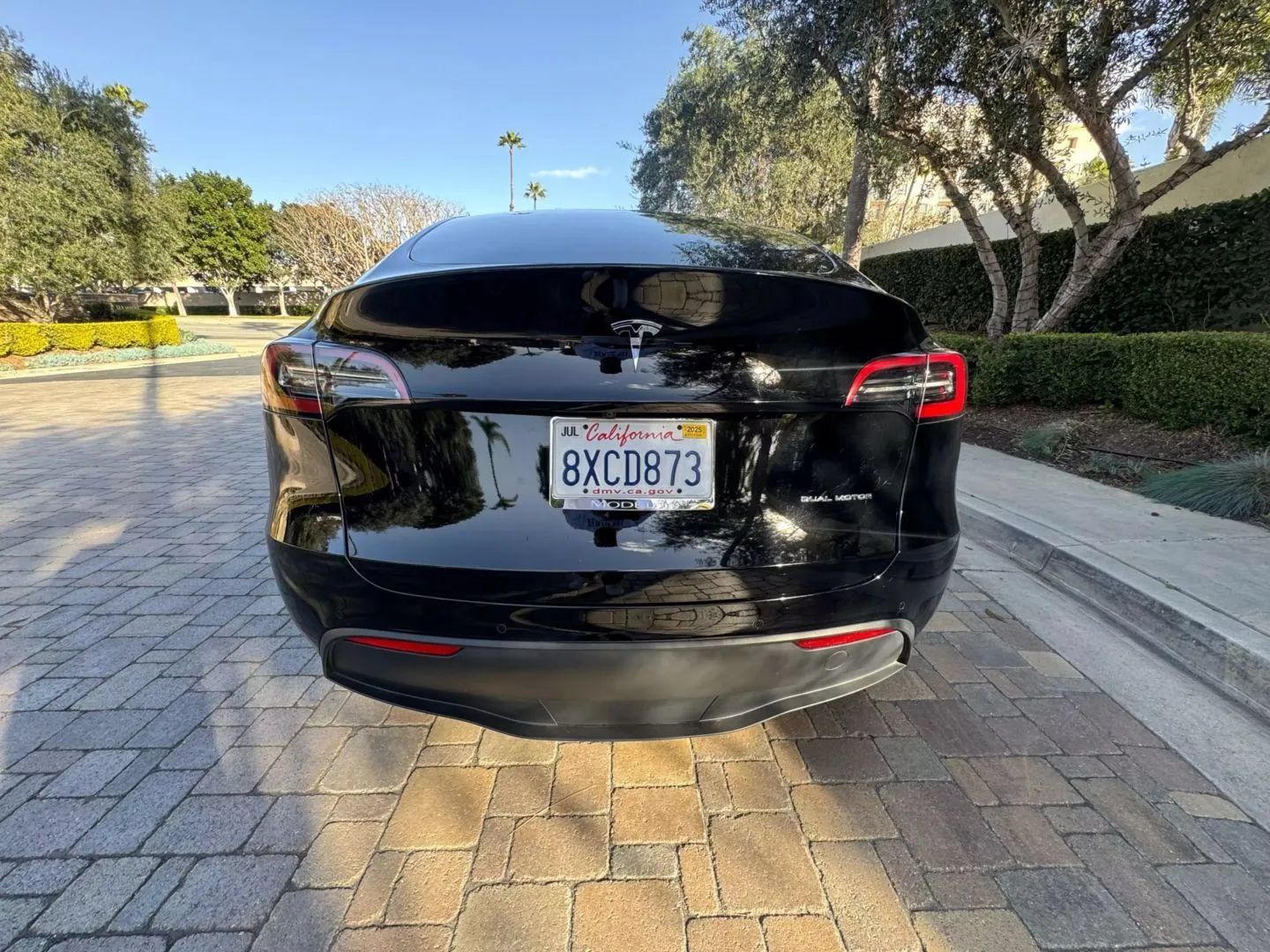 Used 2021 Tesla Model Y Long Range AWD/4WD image 9