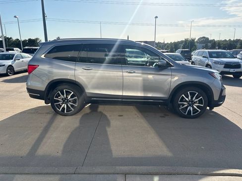 Used 2019 Honda Pilot Touring image 4