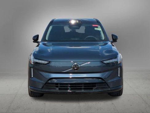 New 2025 Volvo EX90 Ultra w/ Protection Package Premier image 9