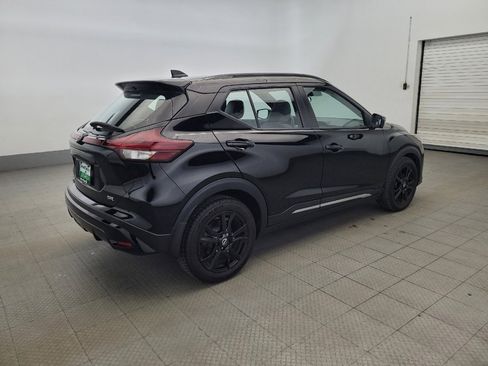 Used 2022 Nissan Kicks SR w/ Premium Package FWD image 10