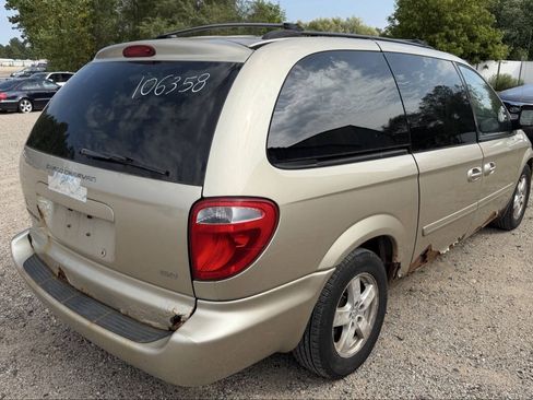 Used 2007 Dodge Grand Caravan SXT FWD image 5