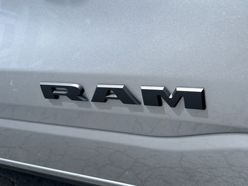 Used 2019 RAM 1500 Sport w/ Advanced Safety Group AWD/4WD image 9