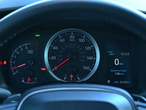 Used 2020 Toyota Corolla SE image 21