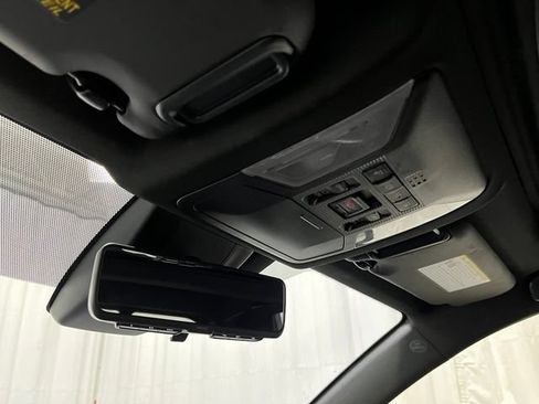 Used 2019 Toyota RAV4 XSE AWD/4WD image 23