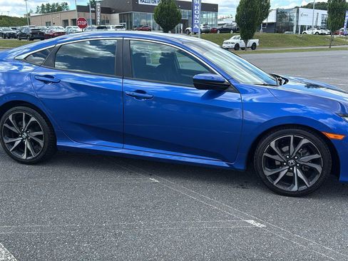 Used 2020 Honda Civic Sport image 3