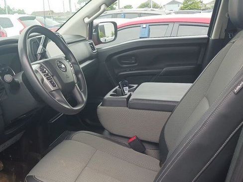 Used 2021 Nissan Titan S w/ S Utility Package RWD image 3