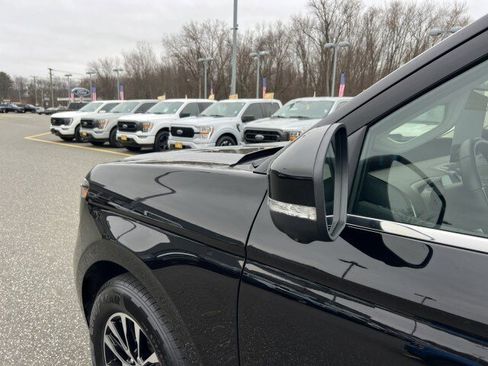 Certified 2025 Ford Expedition Max Platinum image 38