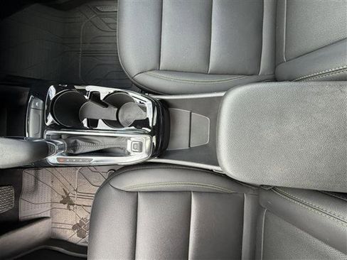 Certified 2024 Chevrolet Trax ACTIV w/ Sunroof Package image 23