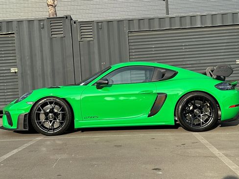 Used 2025 Porsche 718 Cayman GT4 RS image 2