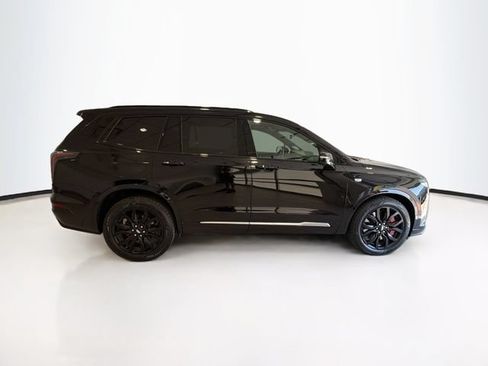 Used 2024 Cadillac XT6 Sport w/ Technology Package AWD/4WD image 7