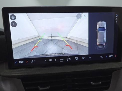 Used 2025 Ford Explorer Active image 18