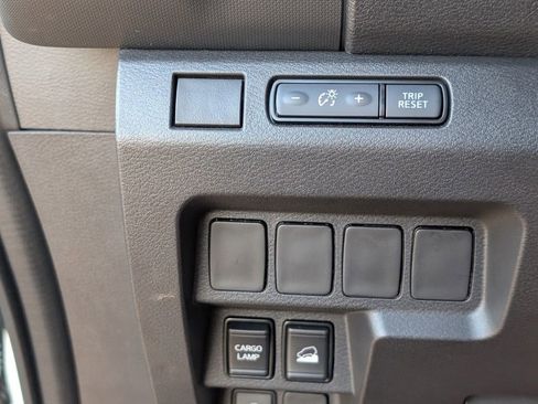 Used 2024 Nissan Frontier S AWD/4WD image 26