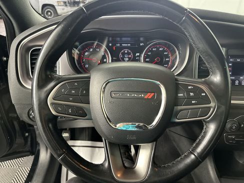Used 2021 Dodge Charger SXT w/ Leather Interior Group RWD image 5