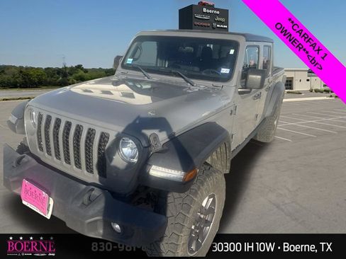 Used 2022 Jeep Gladiator Sport AWD/4WD image 4
