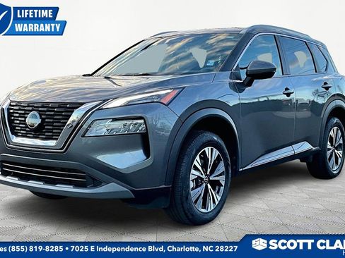 Used 2022 Nissan Rogue SV w/ SV Premium Package image 3