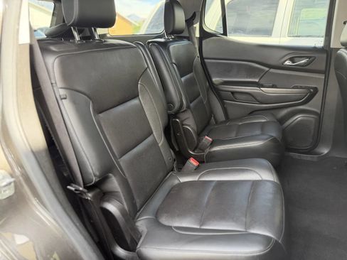 Used 2019 GMC Acadia SLT AWD/4WD image 19