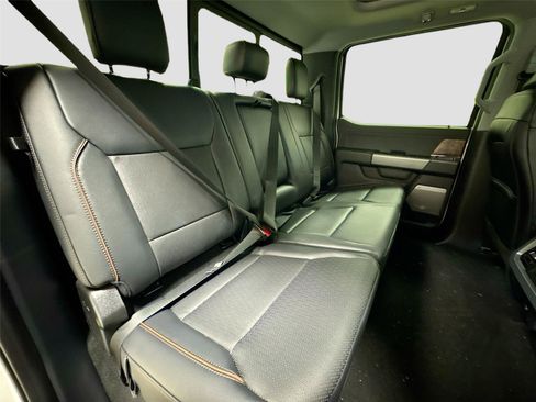 New 2026 Ford F250 Lariat w/ Lariat Premium Package AWD/4WD image 28