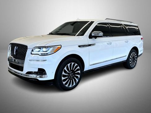 Used 2022 Lincoln Navigator L Black Label image 1