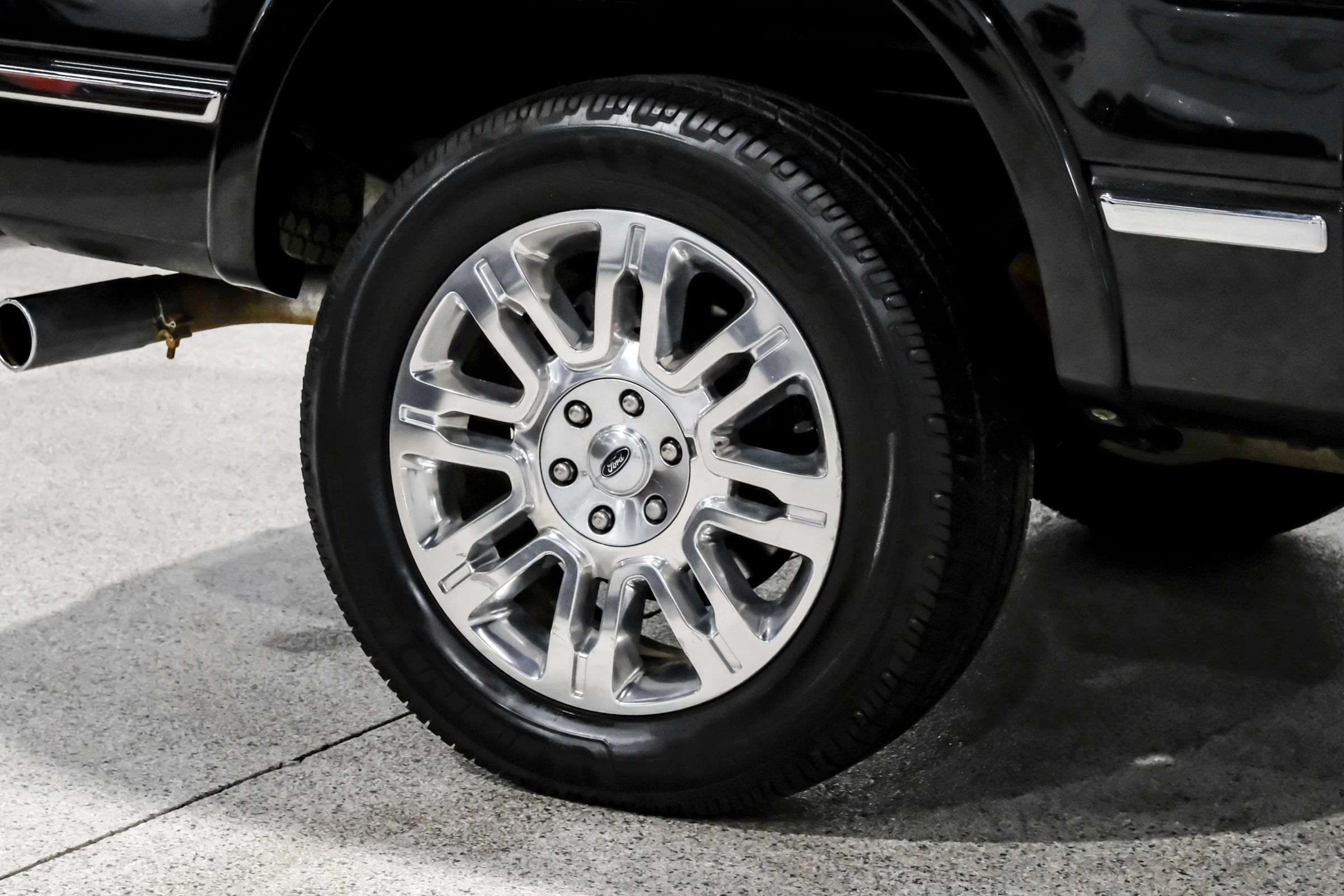 Used 2014 Ford F150 Platinum AWD/4WD image 65