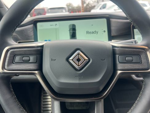 Used 2022 Rivian R1T Adventure image 22